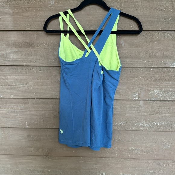 Mountain Hardware blue and green tank size large - Picture 3 of 5